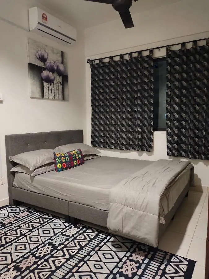 De Cozy Corner Suria Rafflesia Setia Alam Apartment Shah Alam